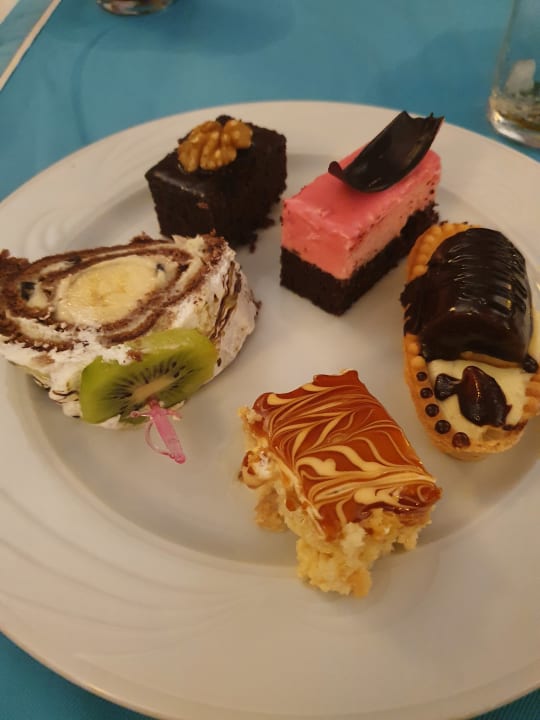 Gastro Can Garden Beach