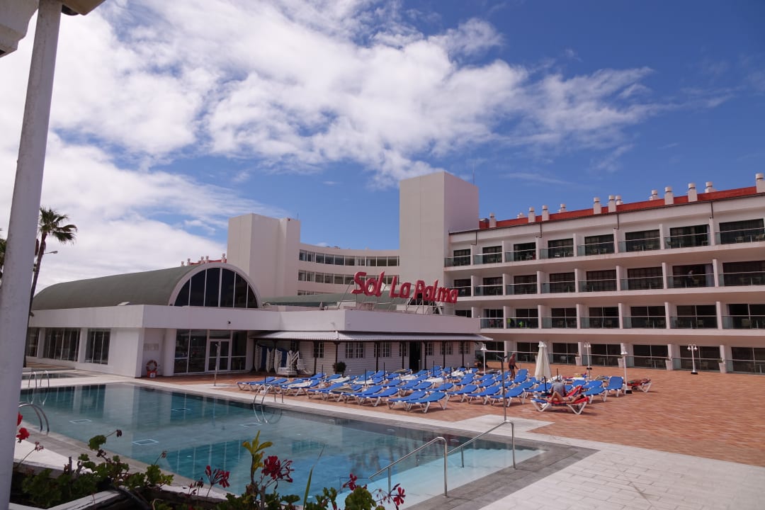 Pool Melia La Palma Hotel