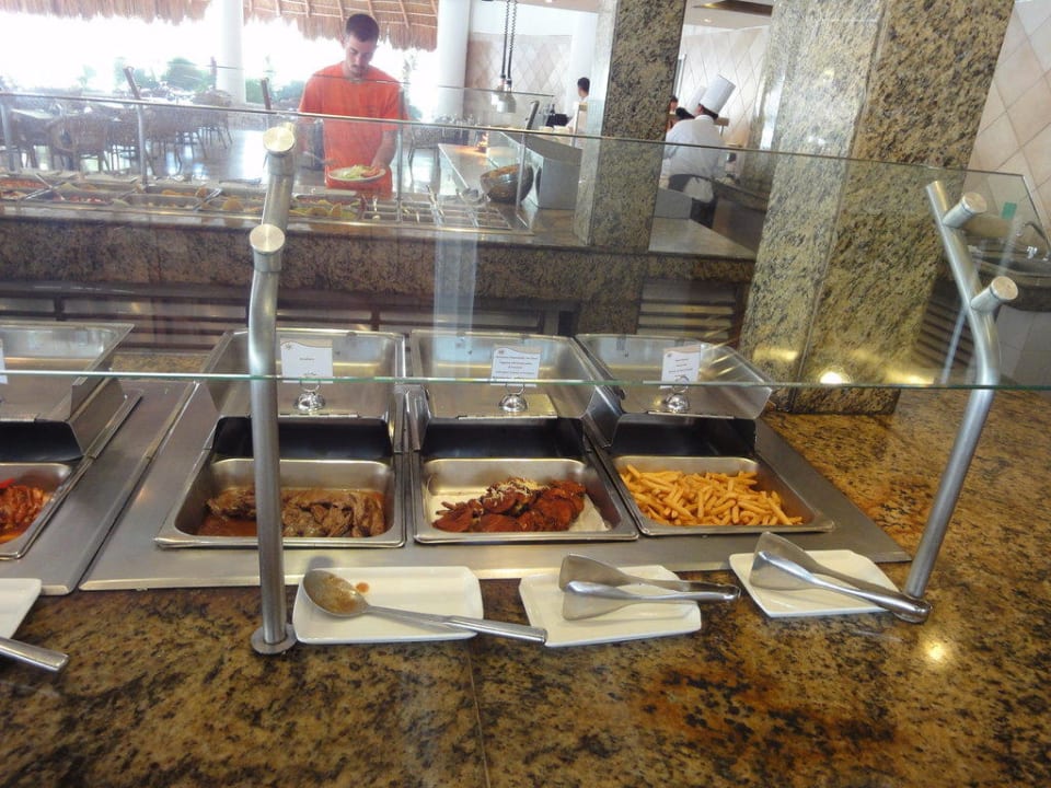 Mittagsbuffet Catalonia Royal Tulum Beach & Spa Resort - Adults only