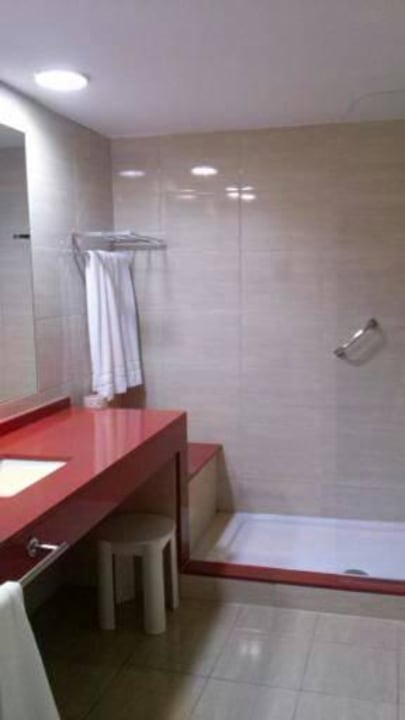 Dusche und Ablage Bull Costa Canaria & Spa - Adults only