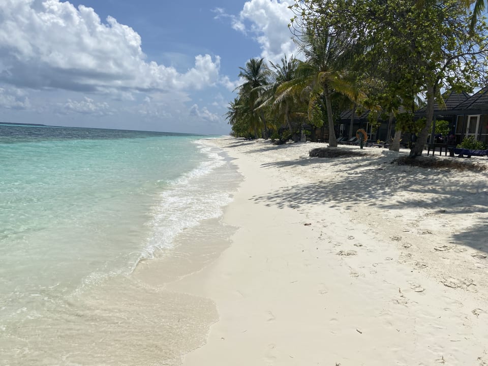 Strand Kuredu Island Resort & Spa
