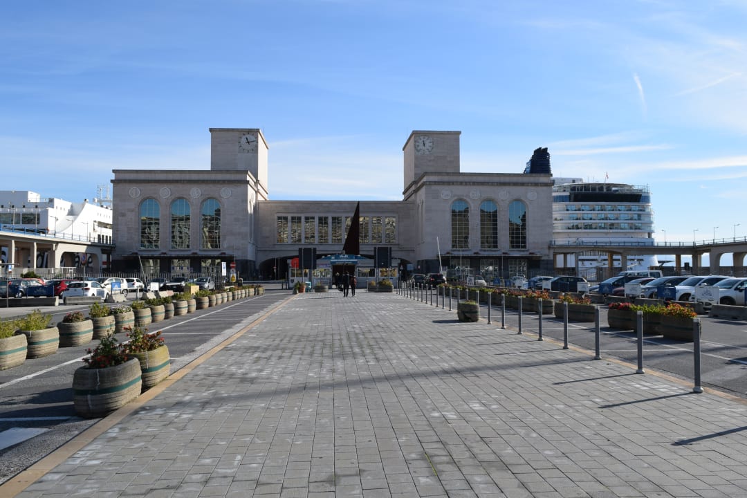 Außenansicht Smart Hotel Napoli