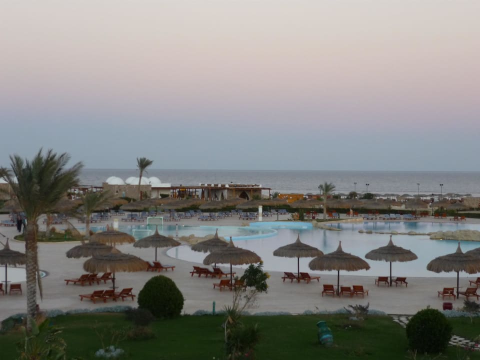 Gorgonia Beach / Abenddämmerung Hotel Gorgonia Beach Resort