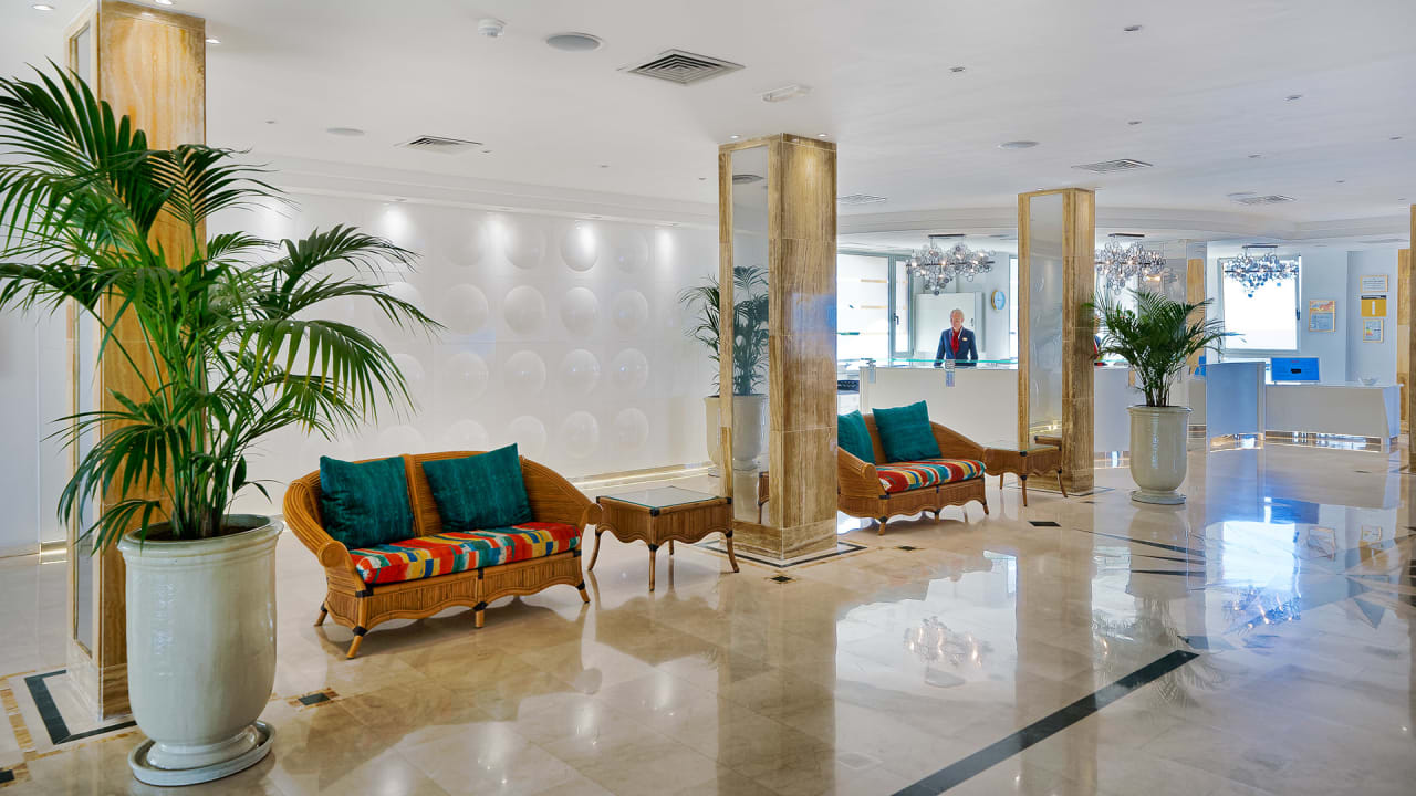 Lobby Bull Dorado Beach & Spa