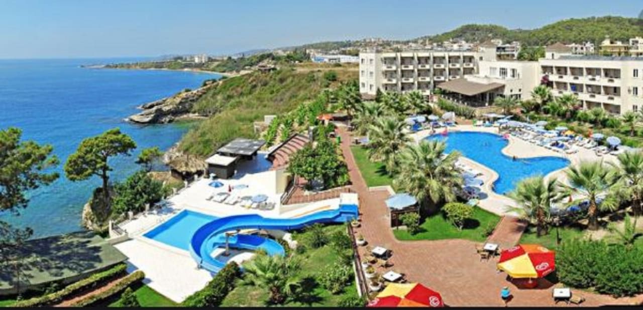 Außenansicht Aska Bayview Resort