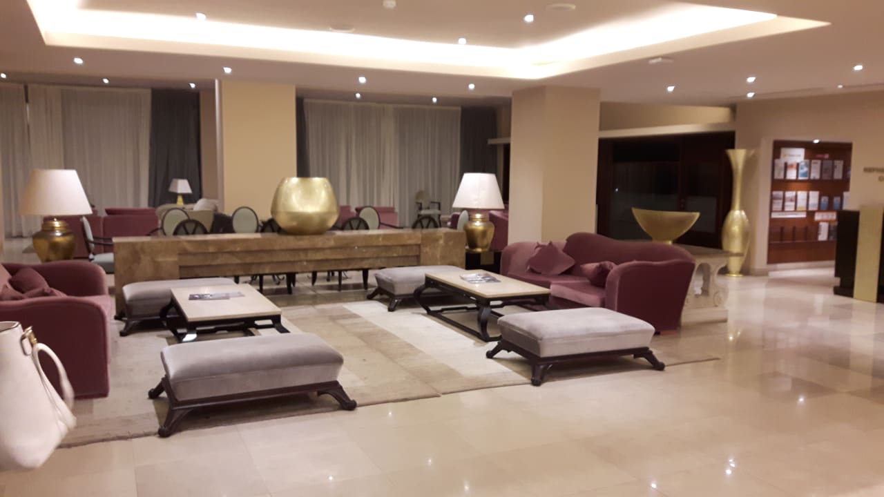 Lobby Adams Beach Hotel