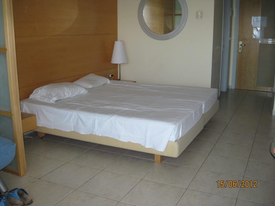 Bett / Zimmer Hotel Calypso Beach