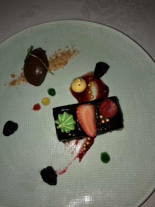 Gastro Cinnamon Velifushi Maldives