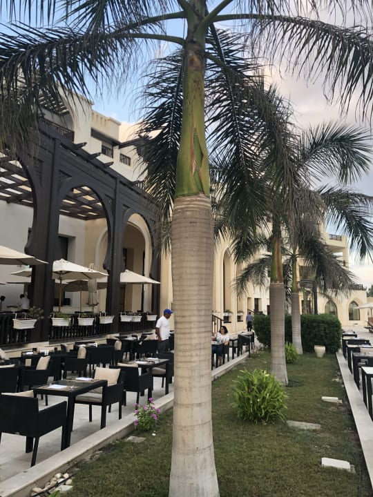 Gartenanlage Fanar Hotel & Residences Salalah Beach