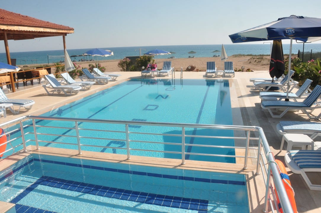 Pool Önder Yildiz Hotel