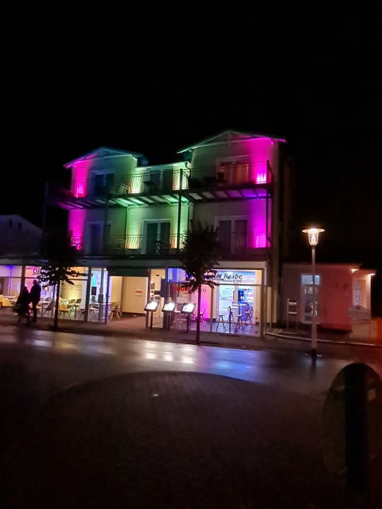 Außenansicht Ostseehotel Baabe - family & SPA