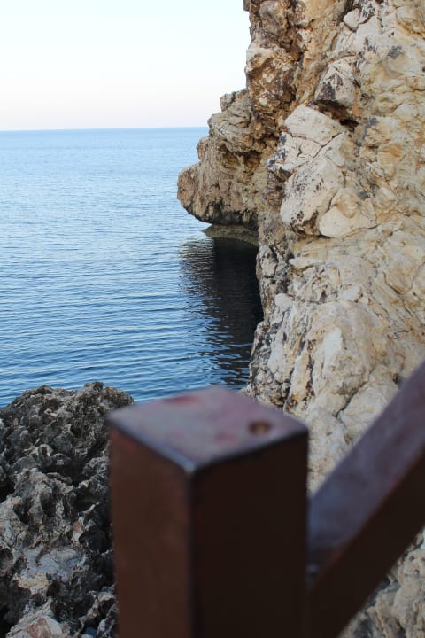 Strand Napa Mermaid Hotel & Suites