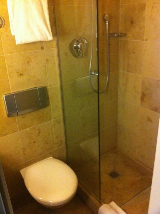 Dusche und WC Hotel & Gasthof zur Post