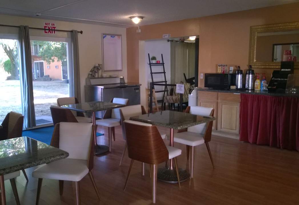 Der Frühstücksraum Hotel Americas Best Value Inn SeaTac Airport