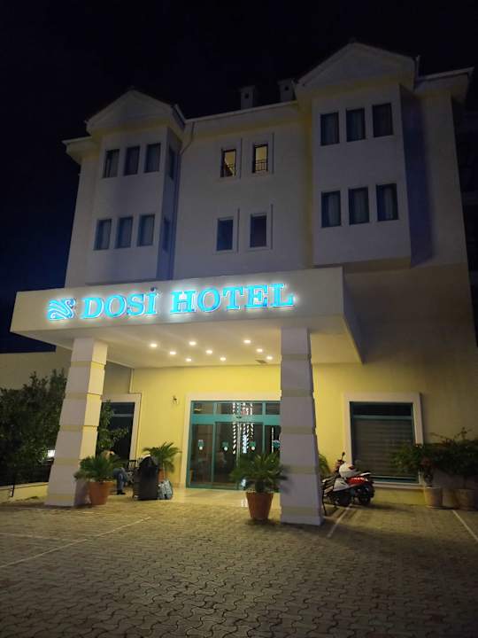Außenansicht Dosi Hotel