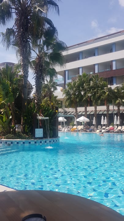 Pool Port Side Resort Hotel