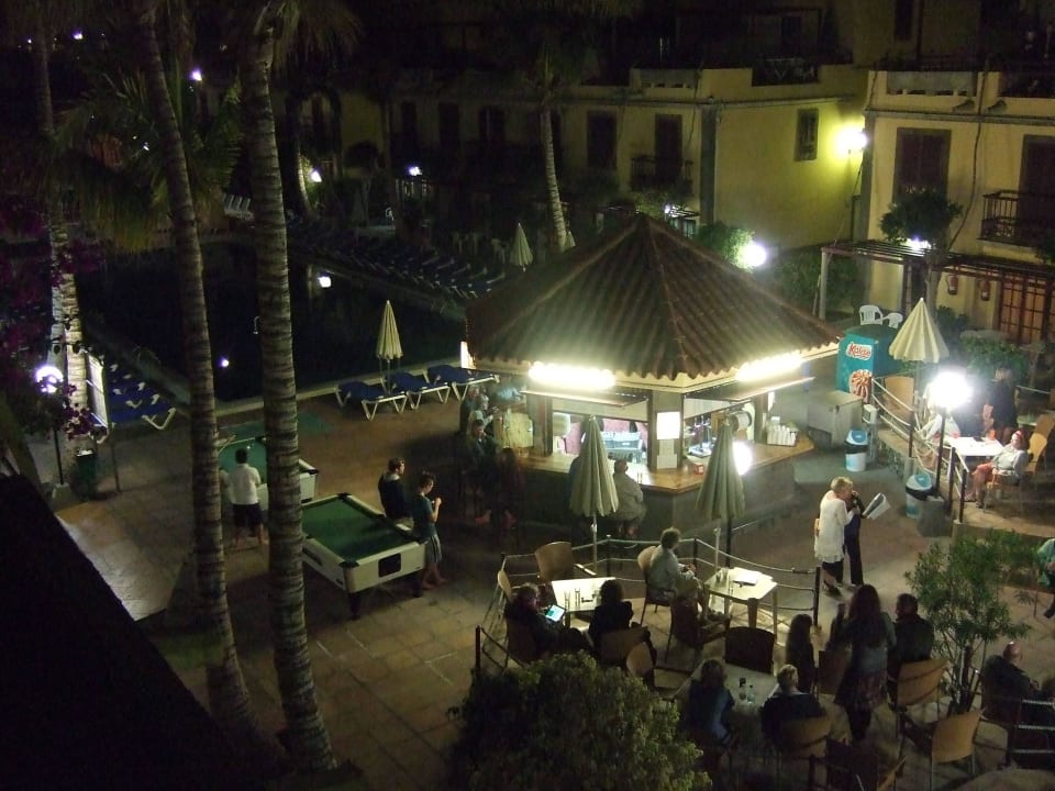Abendstimmung an der Poolbar Bungalow Maspalomas Oasis Club