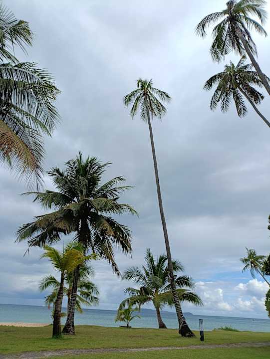 Strand Cape Panwa Hotel