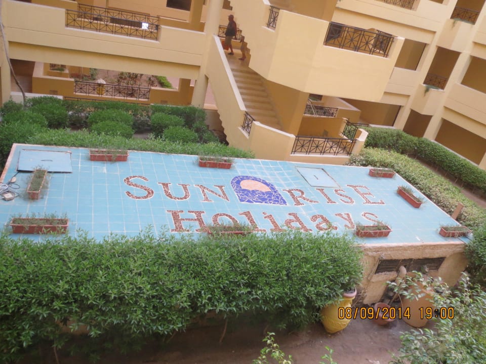 Внутри отеля SUNRISE Holidays Resort (Adults Only)