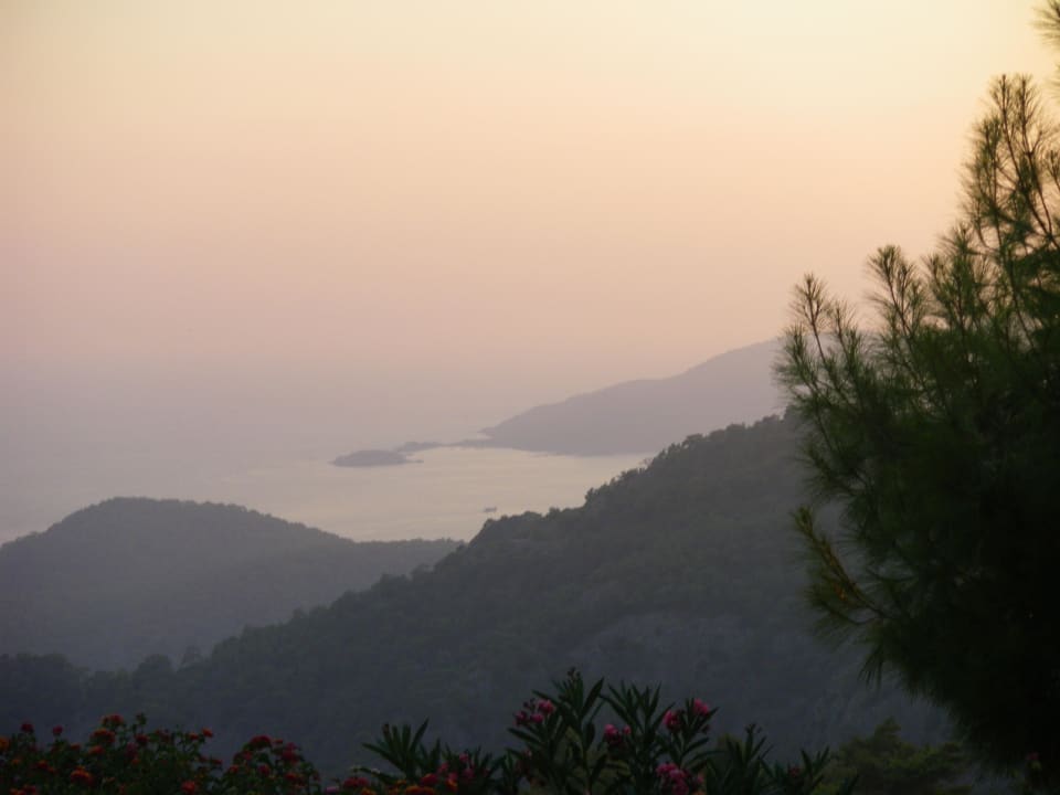 Ausblick von der Sunset-Bar Nr. 3 Montana Pine Resort