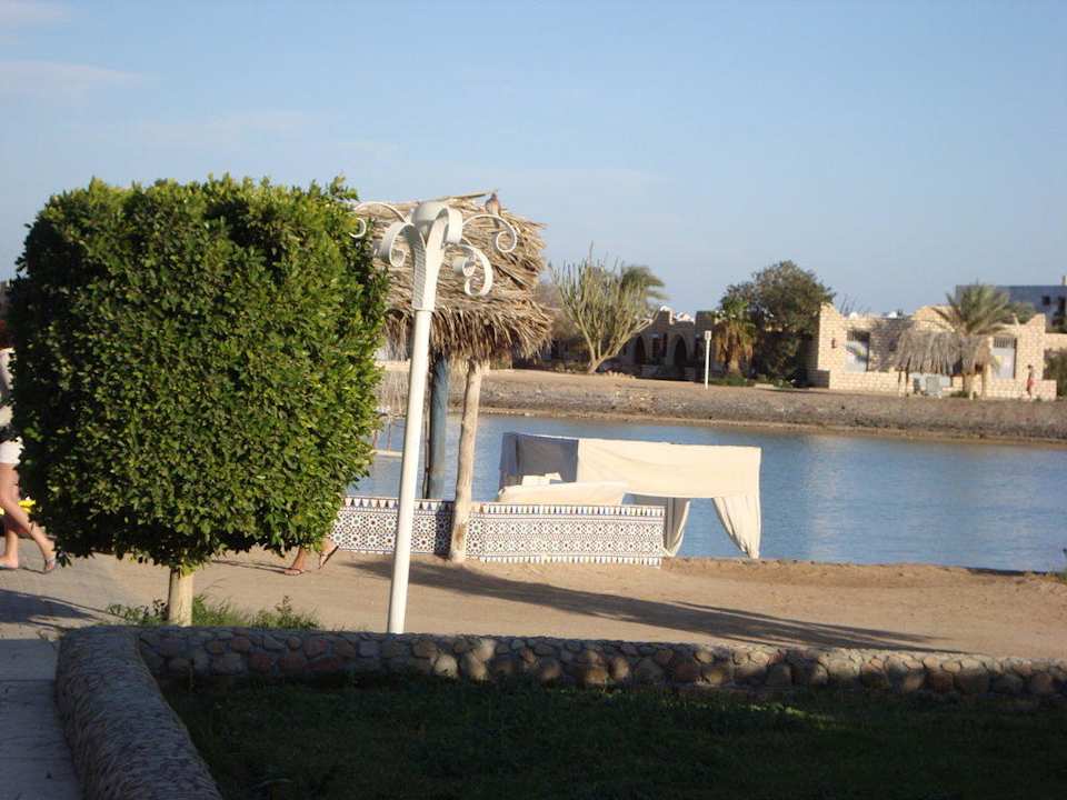 Kleiner See, nicht zum baden Aladdin Beach Resort