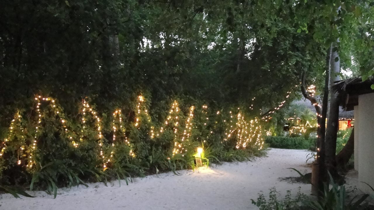 Weihnachtsstimmung NH Collection Maldives Reethi Resort