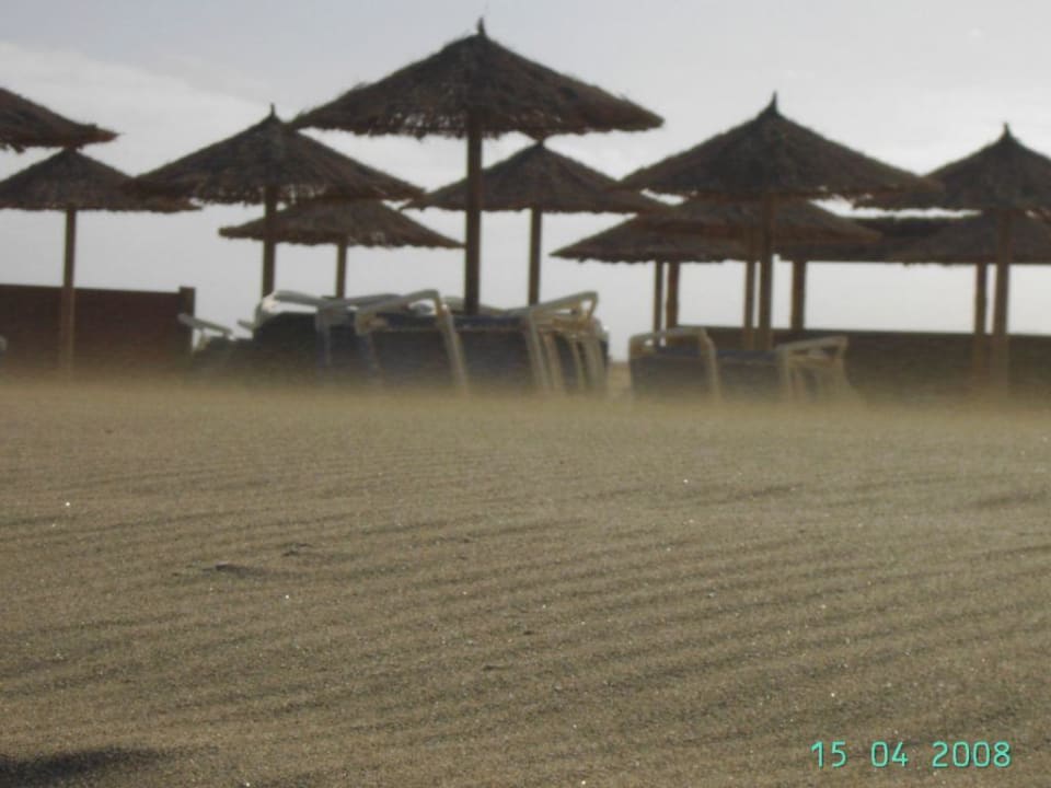 Sandsturm am Strand Hotel Riu Funana