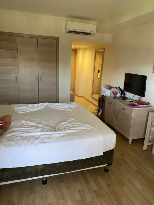 Zimmer Side Breeze Hotel