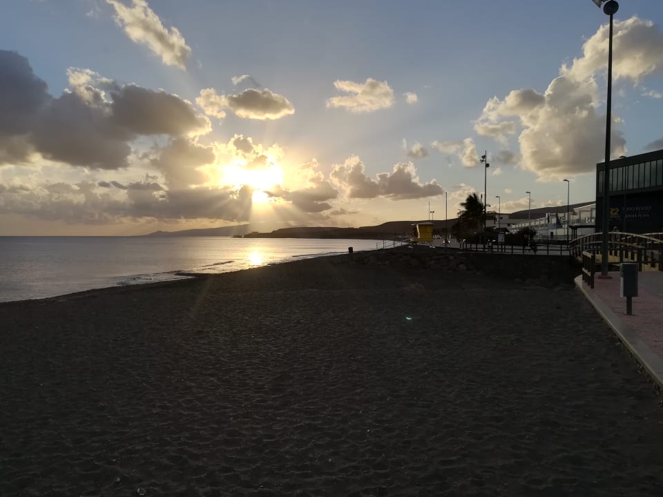 Strand R2 Romantic Fantasia Suites - Adults only