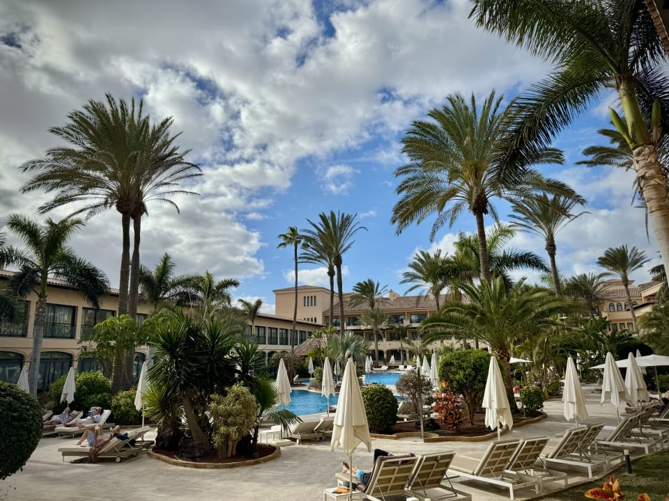 Pool Secrets Bahia Real Resort & SPA