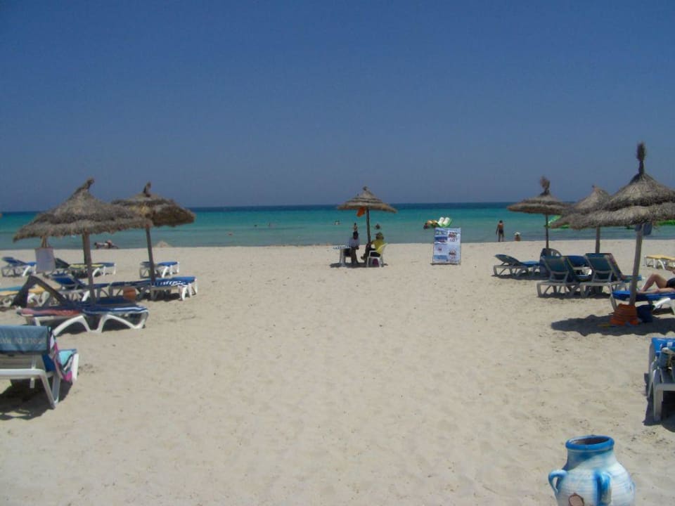 Blick zum Hotelstrand Hotel Fiesta Beach Djerba