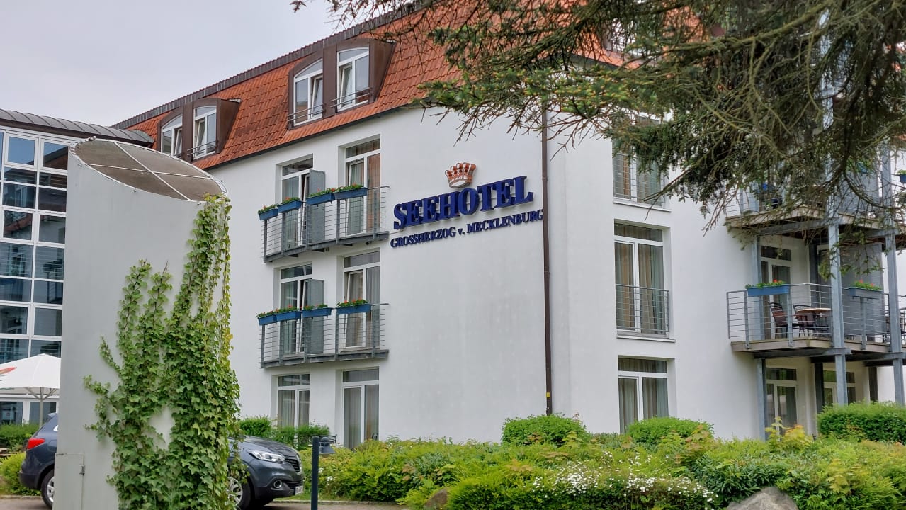 Außenansicht Seehotel Großherzog von Mecklenburg
