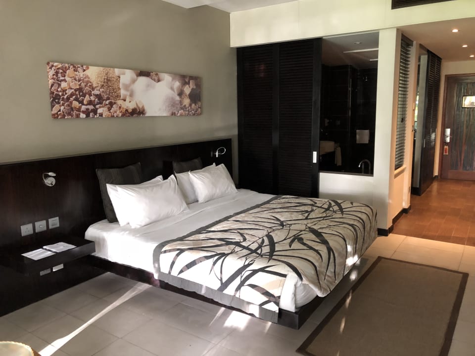 Zimmer Crystals Beach Resort Belle Mare, a member of Radisson Individuals