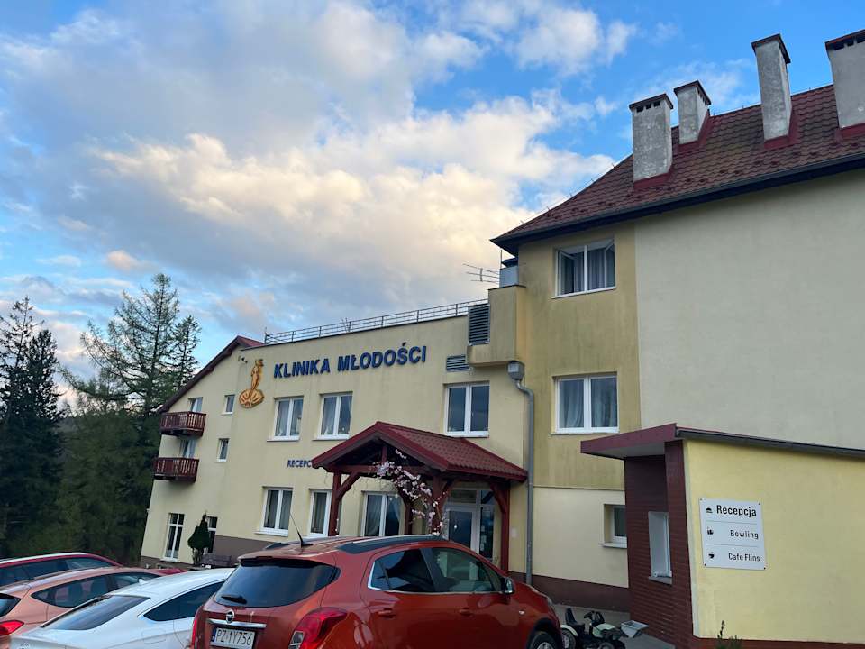 Außenansicht Klinika Młodości Medical SPA