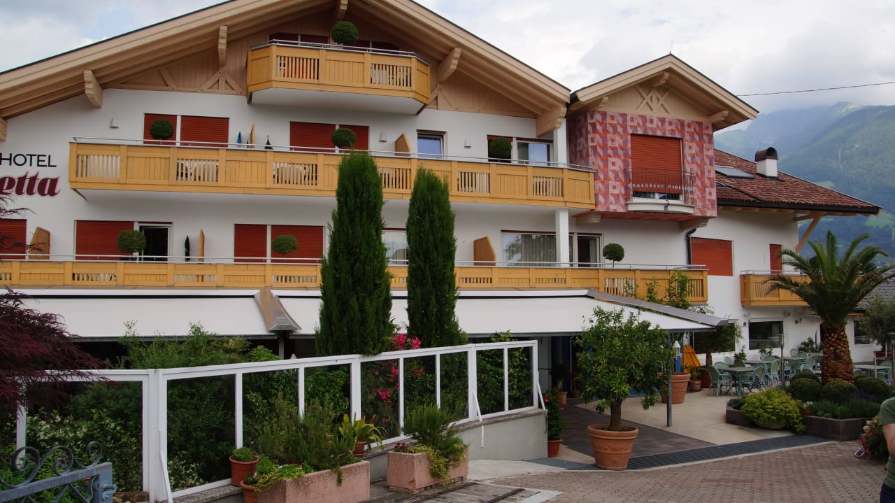 Ansicht von Lisettta nach einer Walwegetour Hotel Lisetta