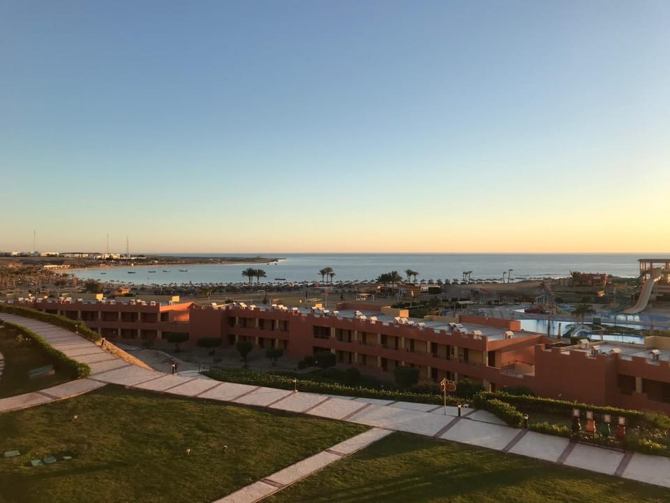 Außenansicht Malikia Resort Abu Dabbab