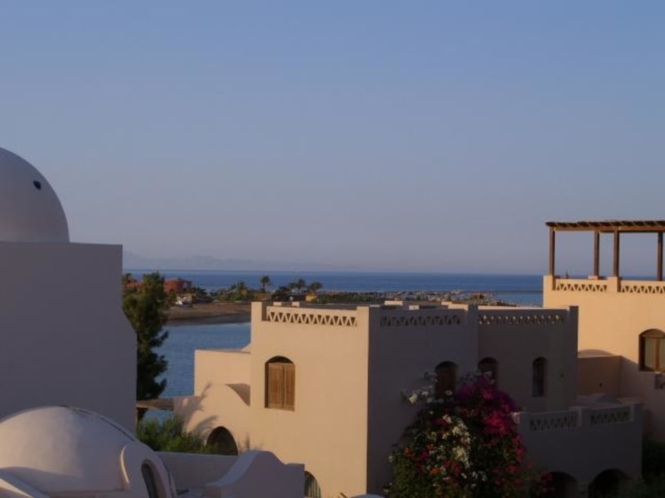 Blick über die Anlage aufs Meer Sultan Bey Hotel, El Gouna