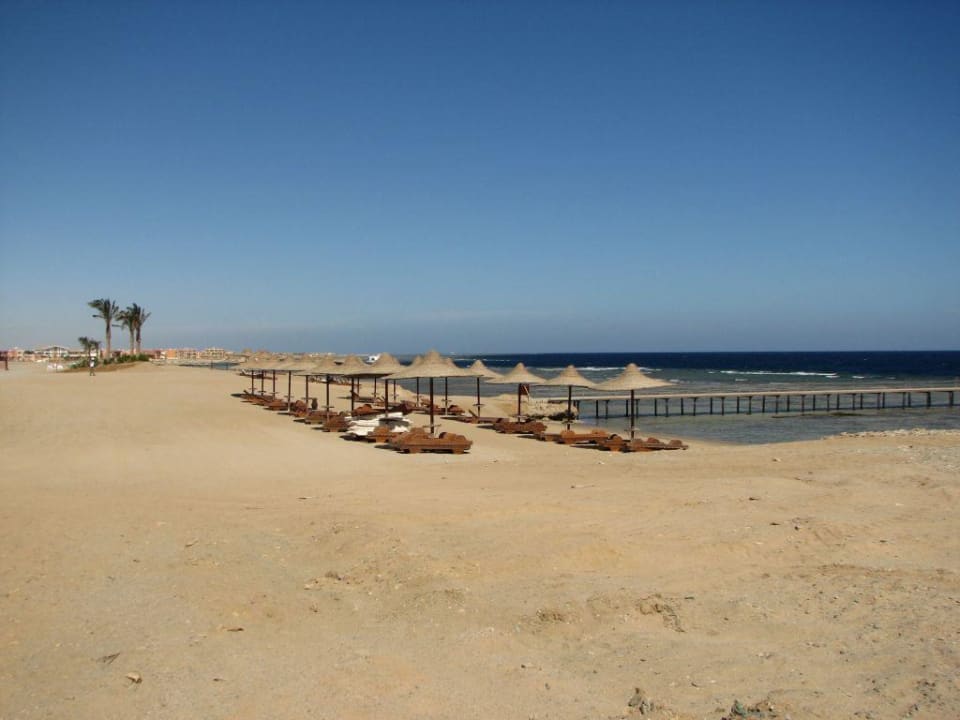 Der Strand von rechts Bliss Nada Beach Resort