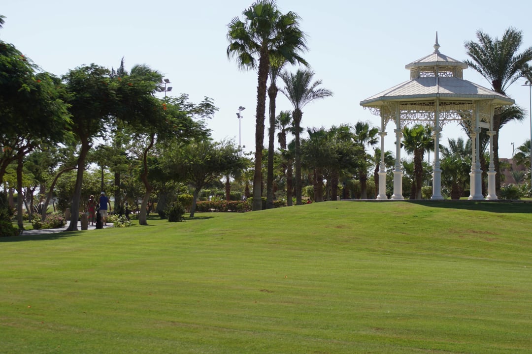 Gartenanlage Steigenberger ALDAU Beach Hotel