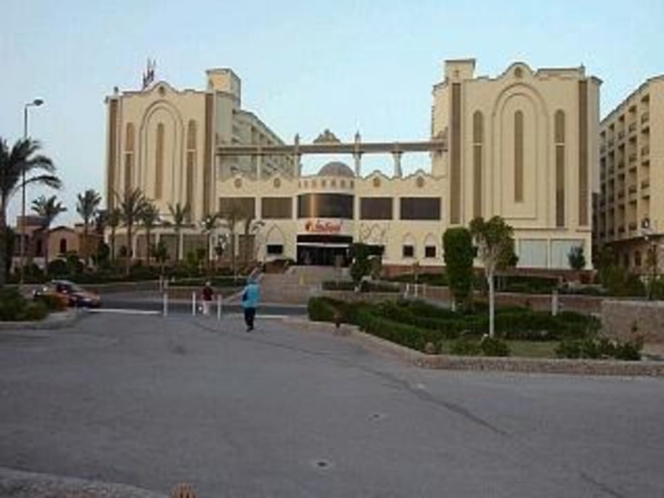 Haupteingang Riviera Aqua Park Resort