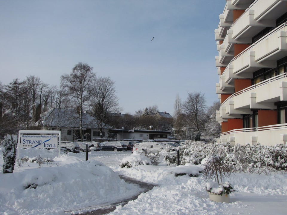 Aussenansicht Richtung Parkplatz Hotel Strandidyll