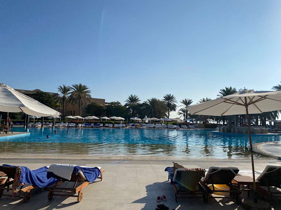 Pool Miramar Al Aqah Beach Resort