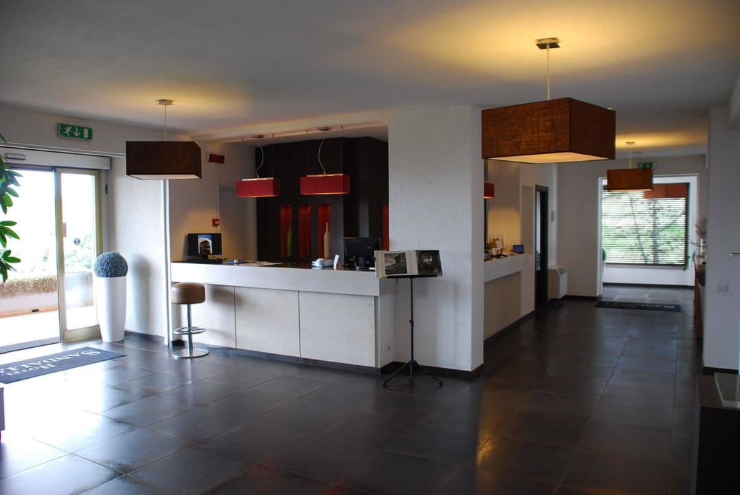 Lobby Hotel Sandalia