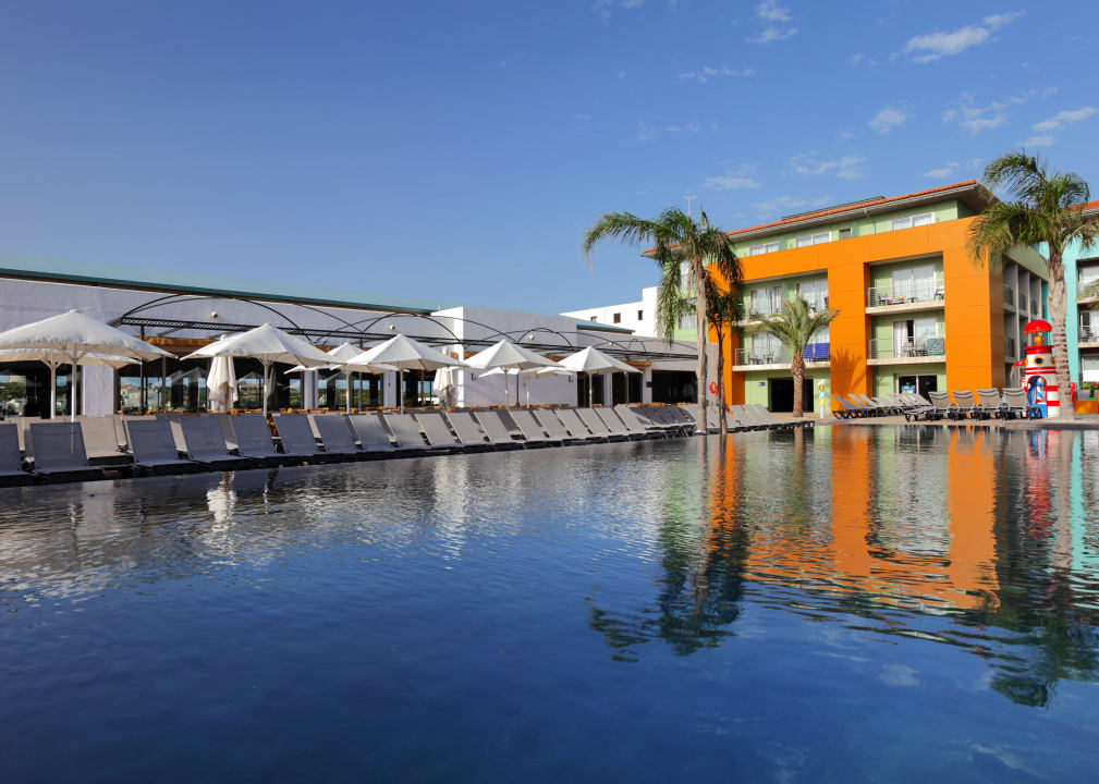 Piscina Occidental Menorca
