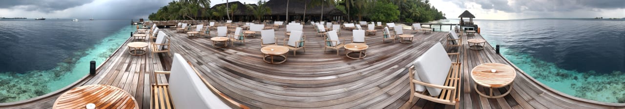 Gastro Vilamendhoo Island Resort & Spa