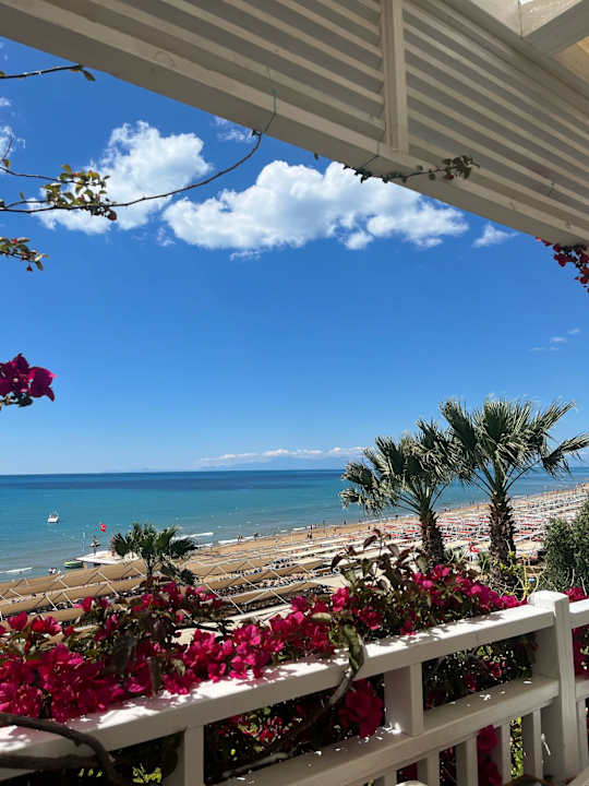 Strand Can Garden Resort