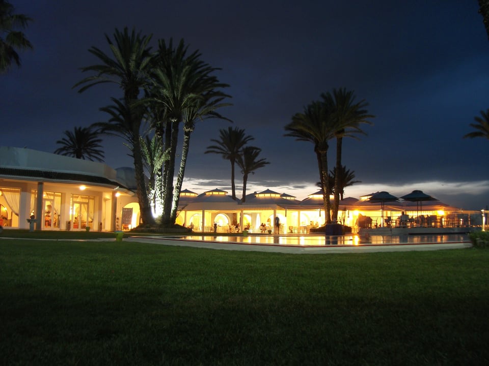 Just... by night Monarque Club Rivage