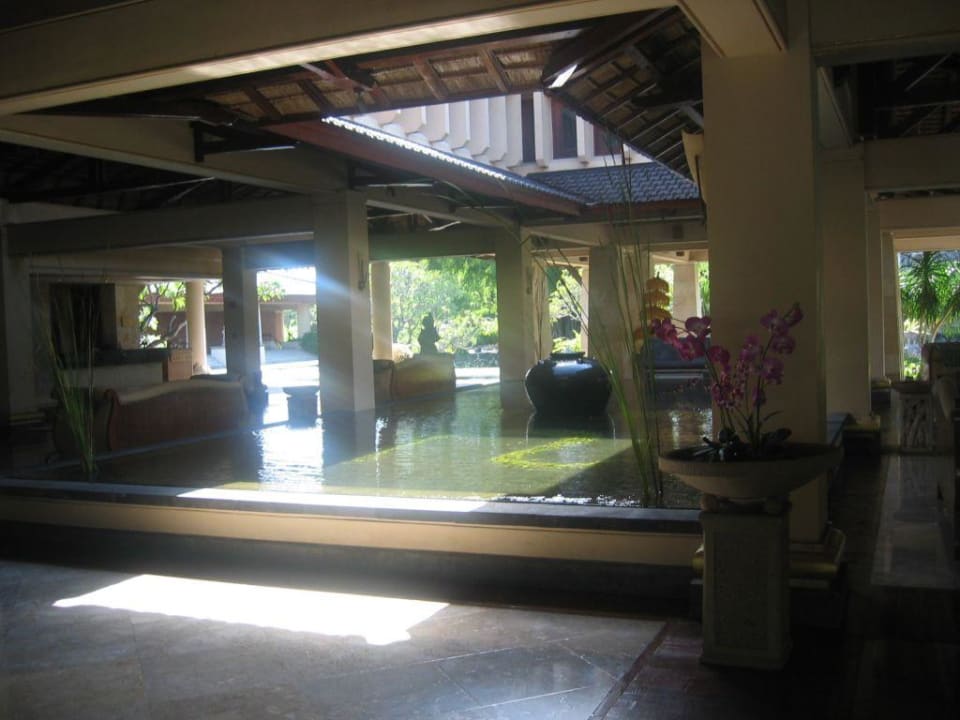 Lobby Nusa Dua Beach Hotel & Spa