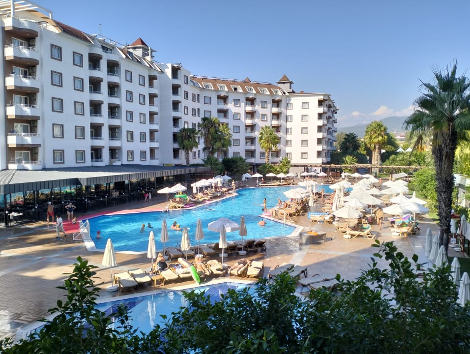 Pool Hotel Royal Garden Beach