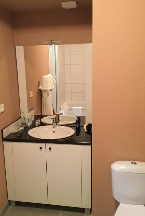 Waschtischnische Quality Suites Toulouse Blagnac
